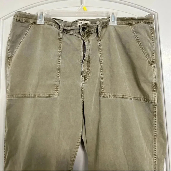 Madewell Stovepipe Fatigue Pants Tencel Lyocell Edition in Olive Green Size 36 - Picture 8 of 11